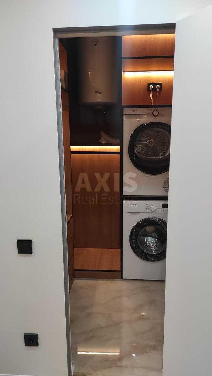 1k apartment vul. Saljutna 2Б5672819