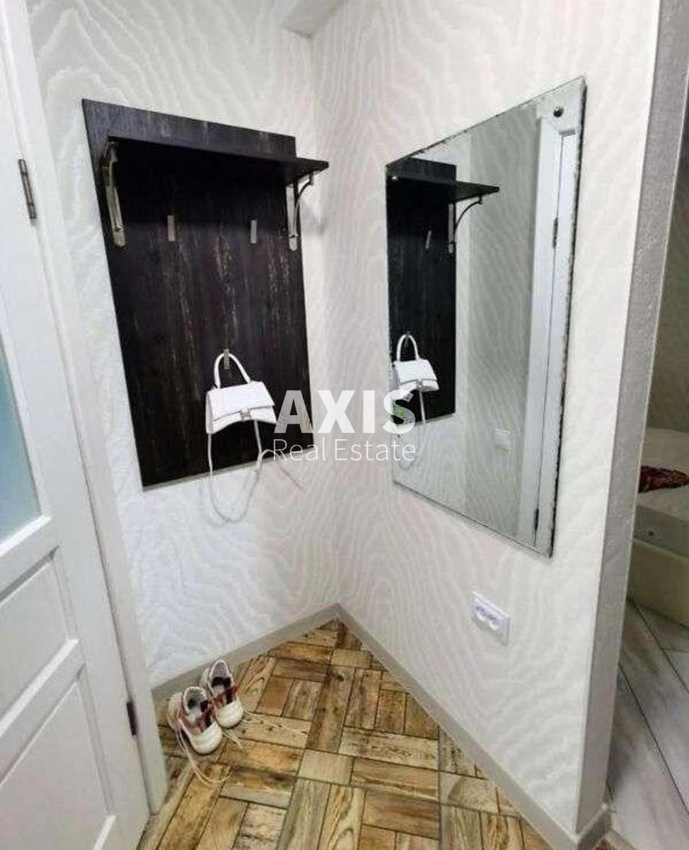 1k apartment vul. Entuziastiv 29/11