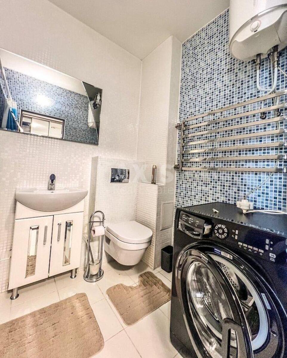 2k apartment vul. Saperno-Slobids'ka 221