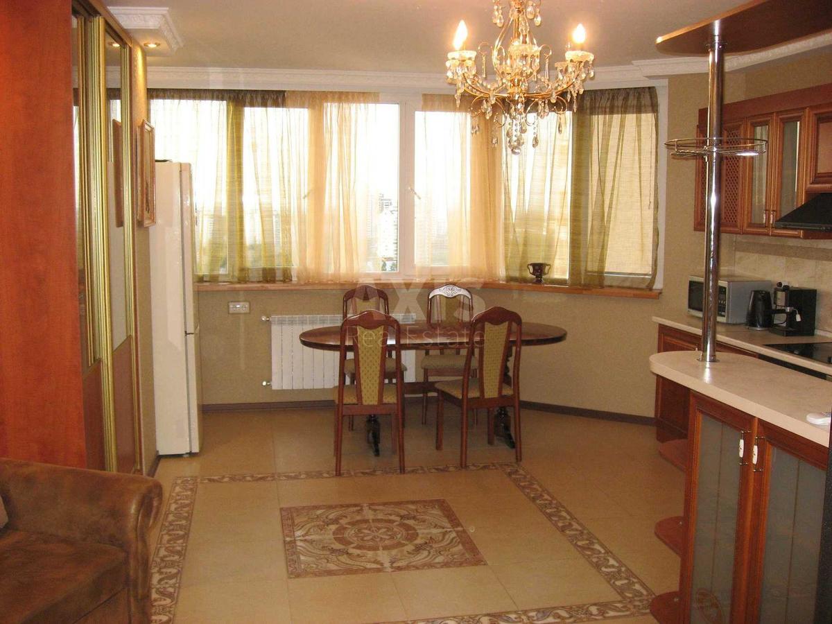 4k apartment vul. Get'mana Vadyma 1Б1