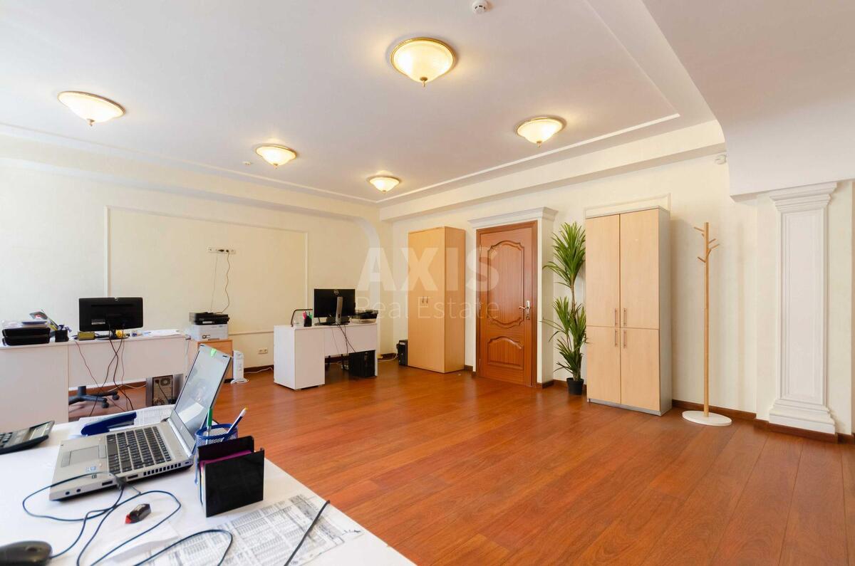 Office bul. Druzhby Narodiv 38, 231m2574226