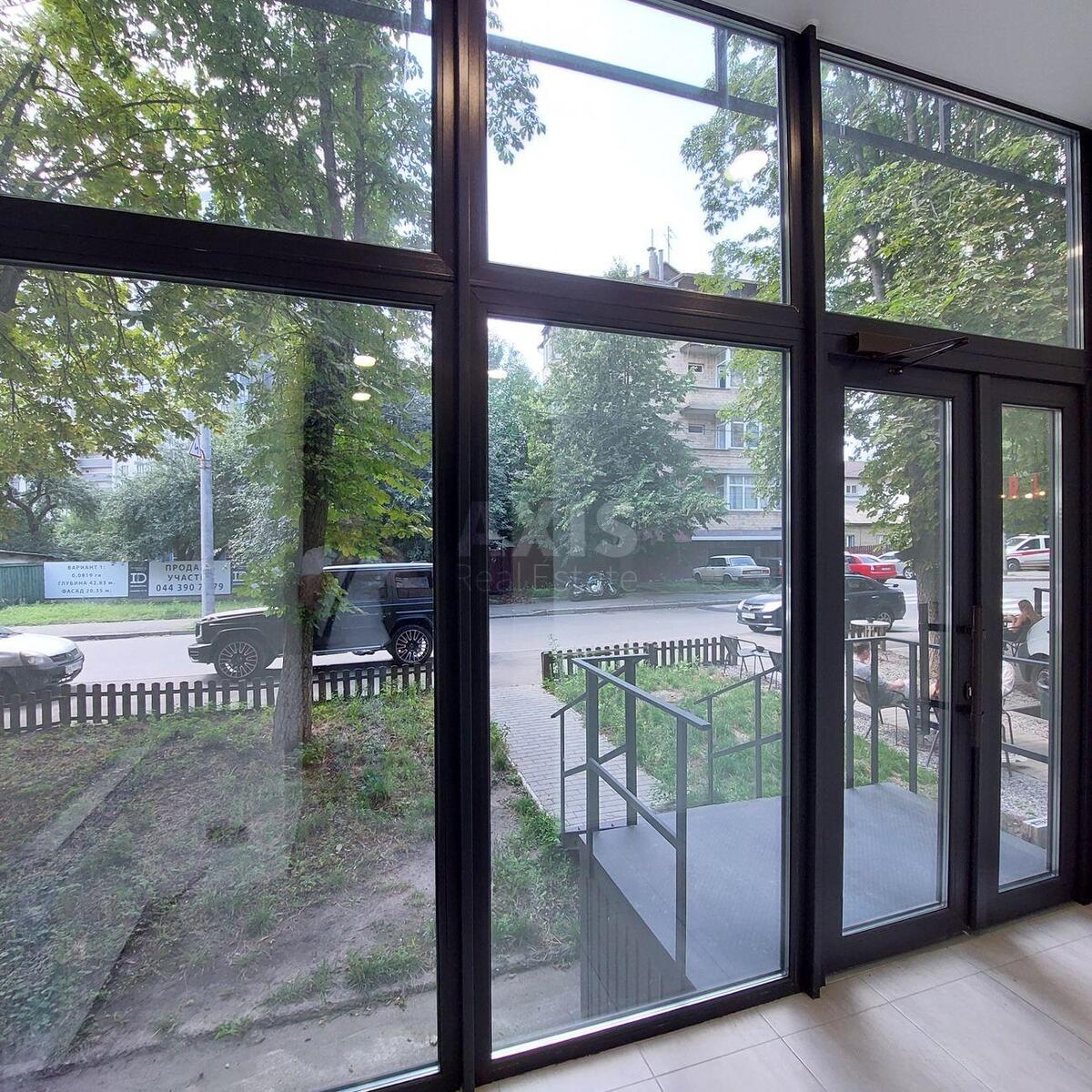 Trade object vul. Zvirynec'ka 63, 40m2575780