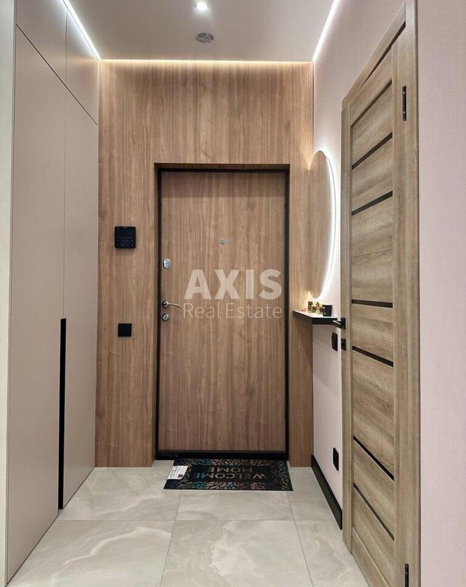 2k apartment vul. Myhajla Maksymovycha 246