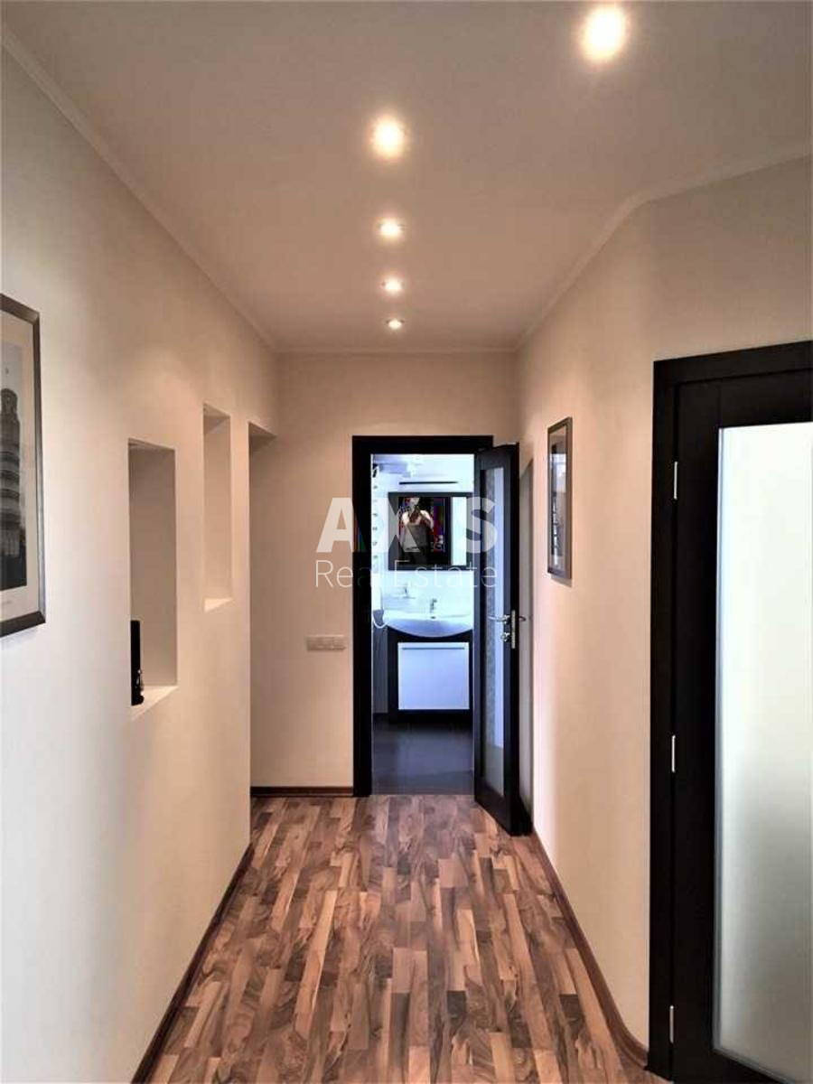 2k apartment vul. Myropil's'ka 395