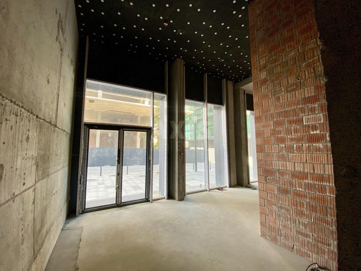 Trade object vul. Hohlovyh Sim'i' 8, 40m24