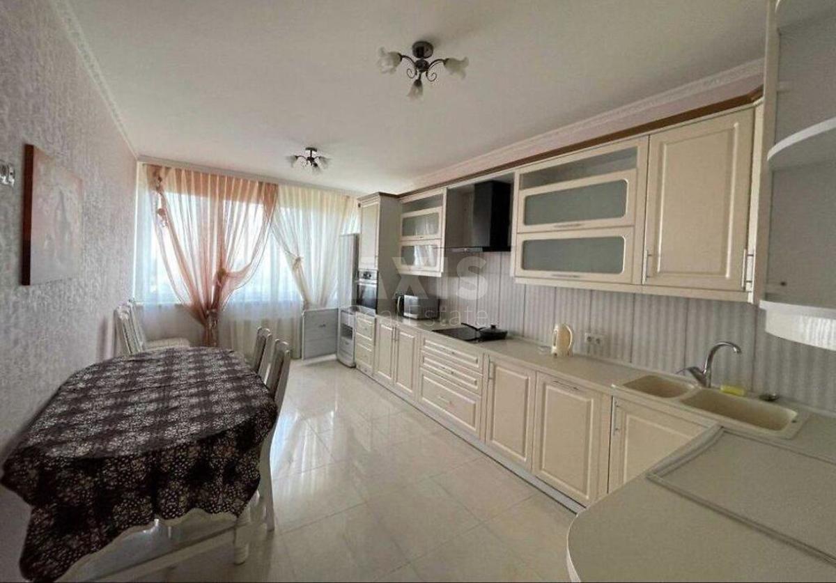 3k apartment vul. Pushynoi' Feodory 19