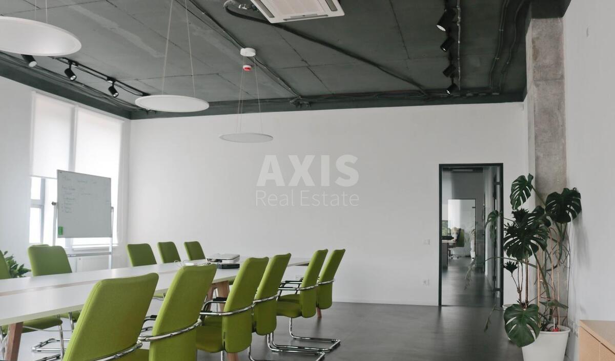 Office vul. Krasylivs'ka 5/7, 325m22