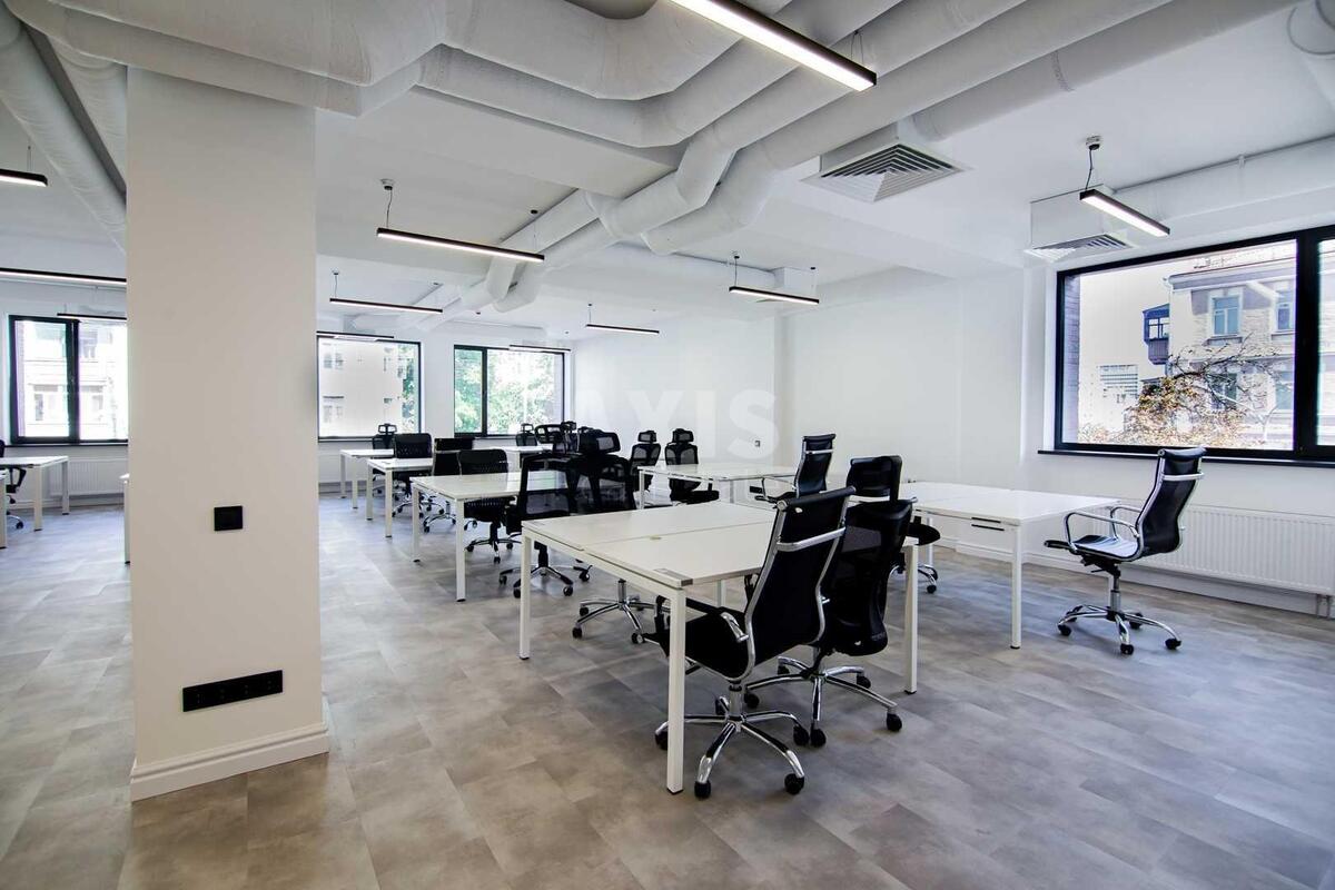 Office vul. Saksagans'kogo 53/80, 200m2
