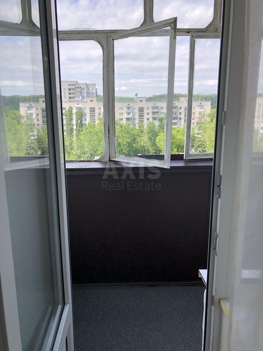 1k apartment vul. Naberezhno-Korchuvats'ka 907