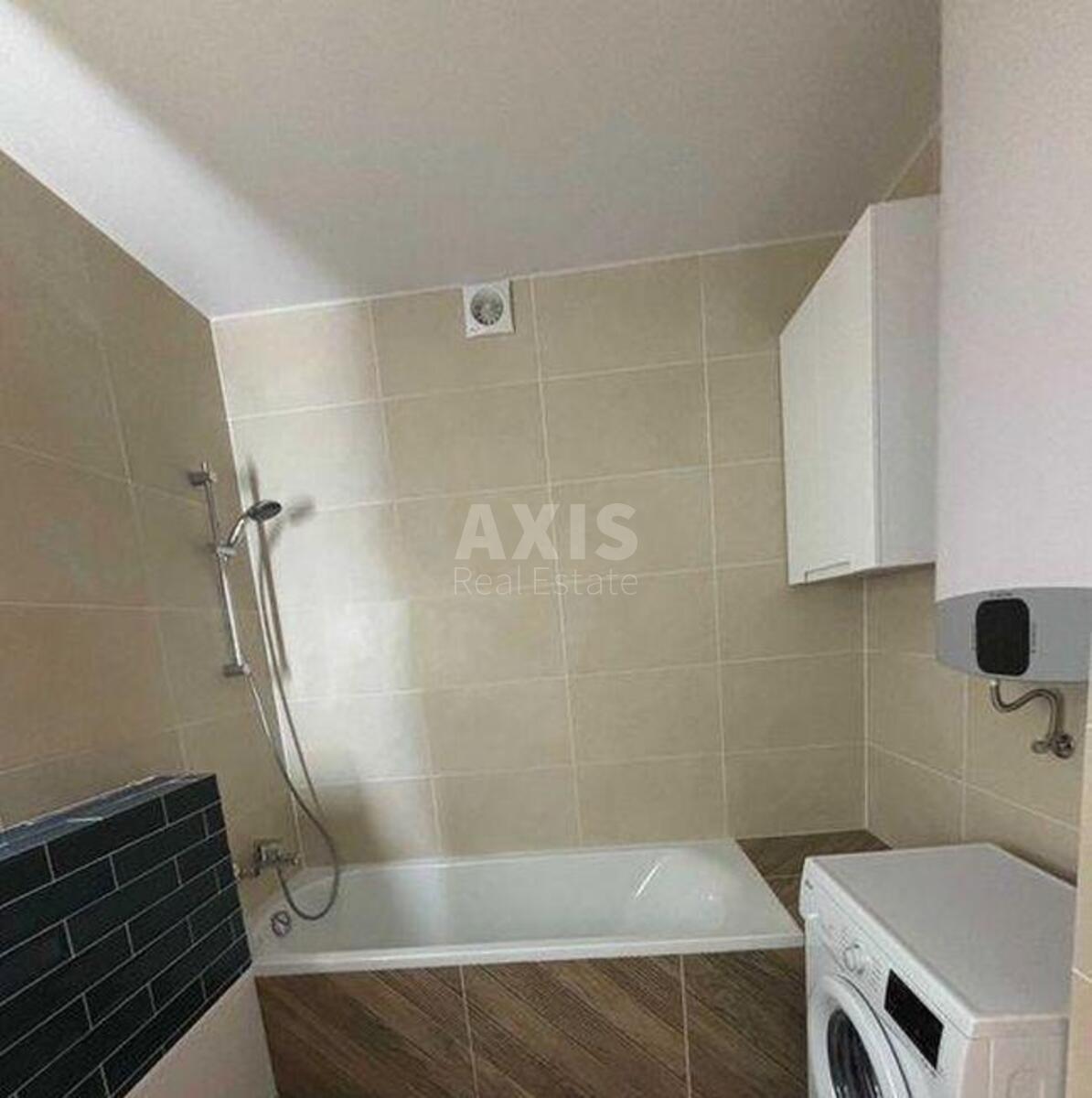 1k apartment vul. Pivnichno-Syrec'ka 104
