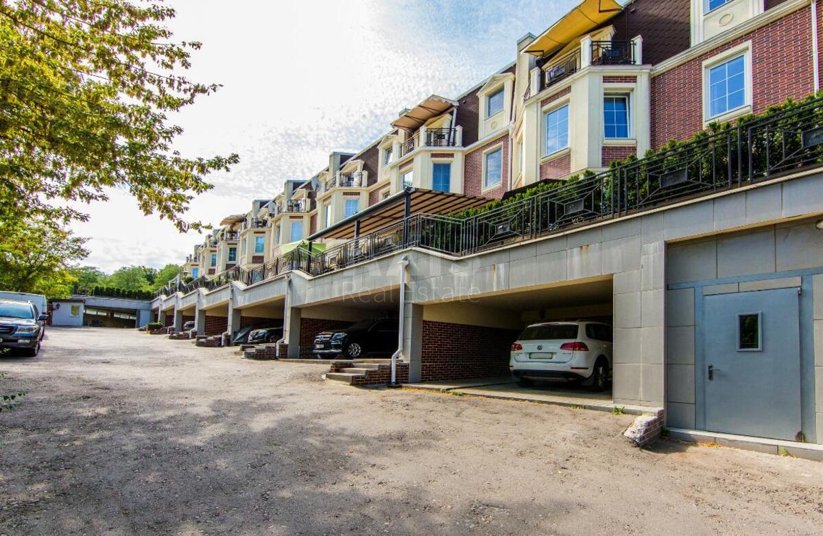 2k apartment prov. Dokuchajevs'kyj 8603186