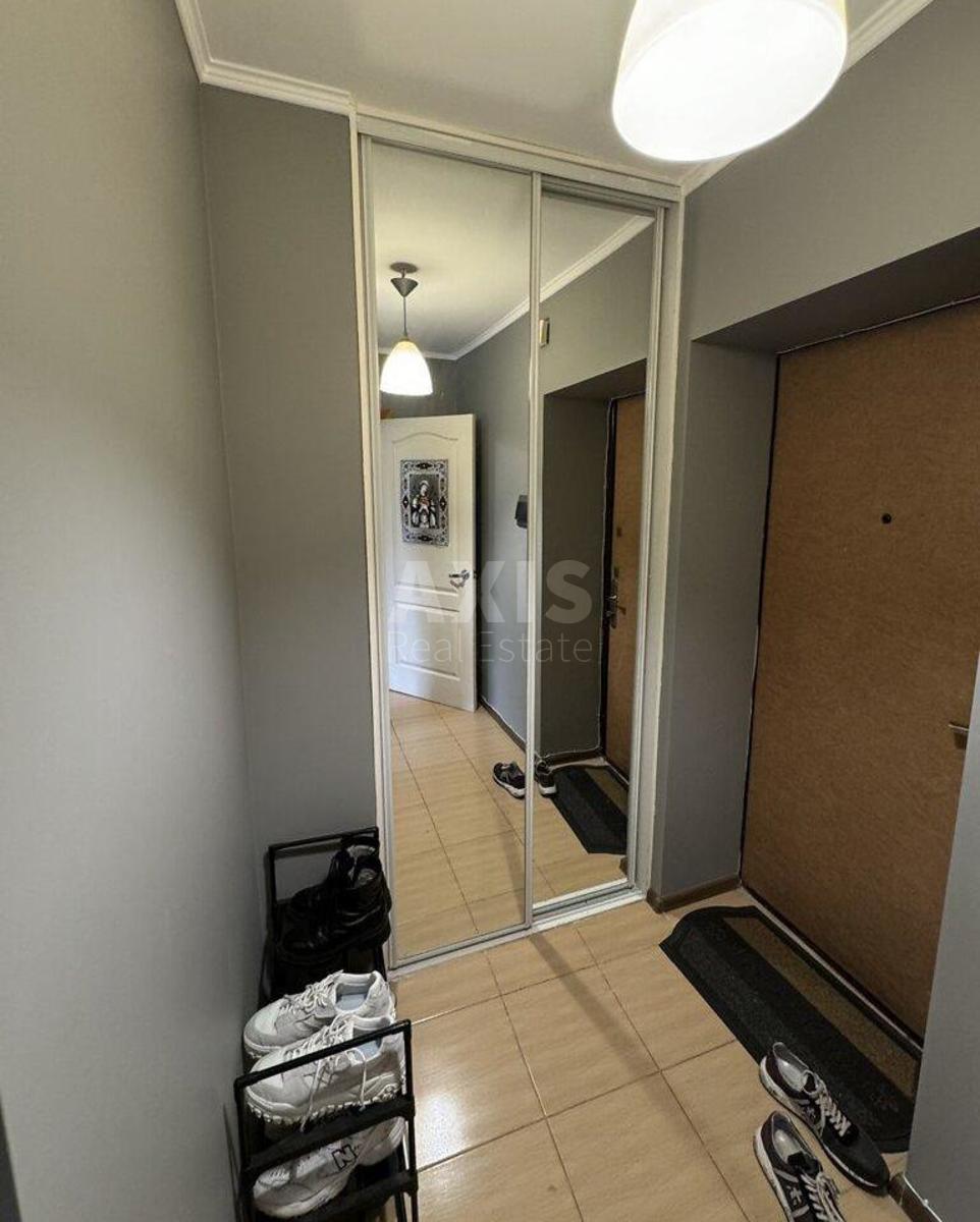 1k apartment pr-t Nauky 42