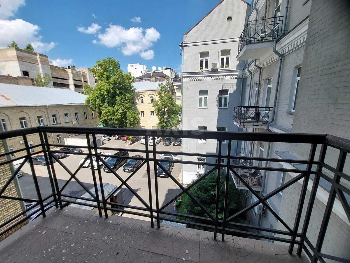 Office vul. Jaroslaviv Val 30, 270m27