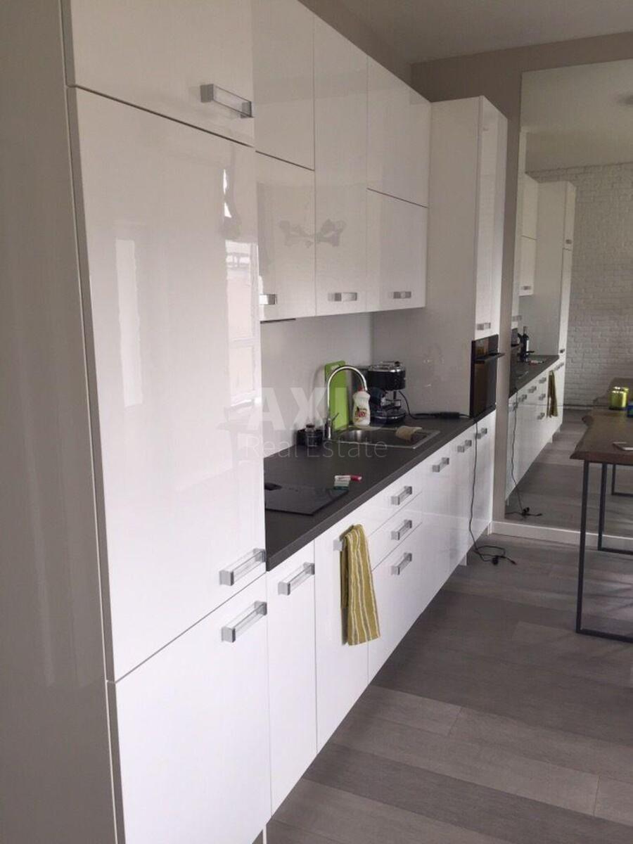 1k apartment vul. Zhyljans'ka 118