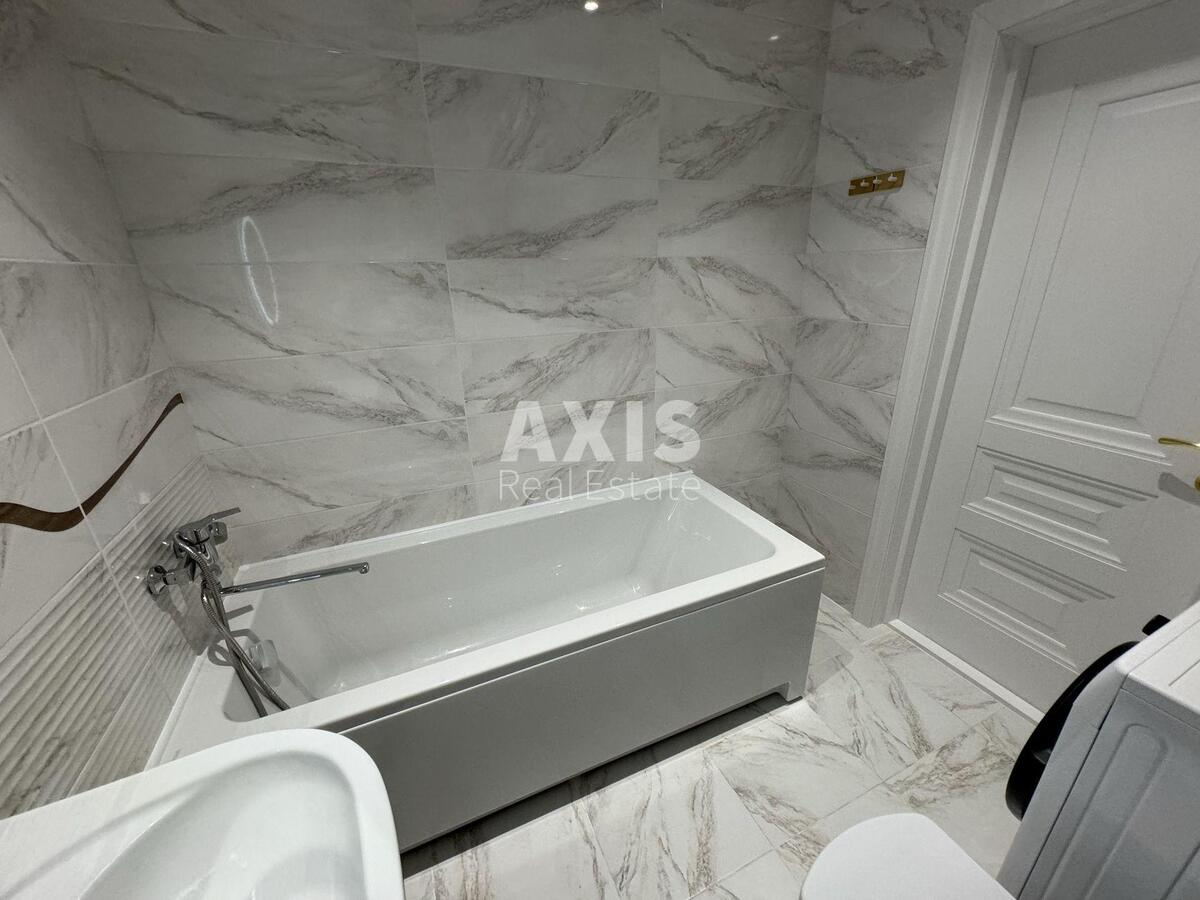 2к квартира ул. Практичная 1480893