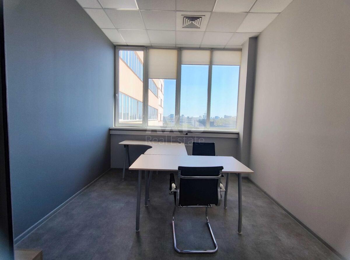 Office vul. Pol'ova 24Д, 493m2571512