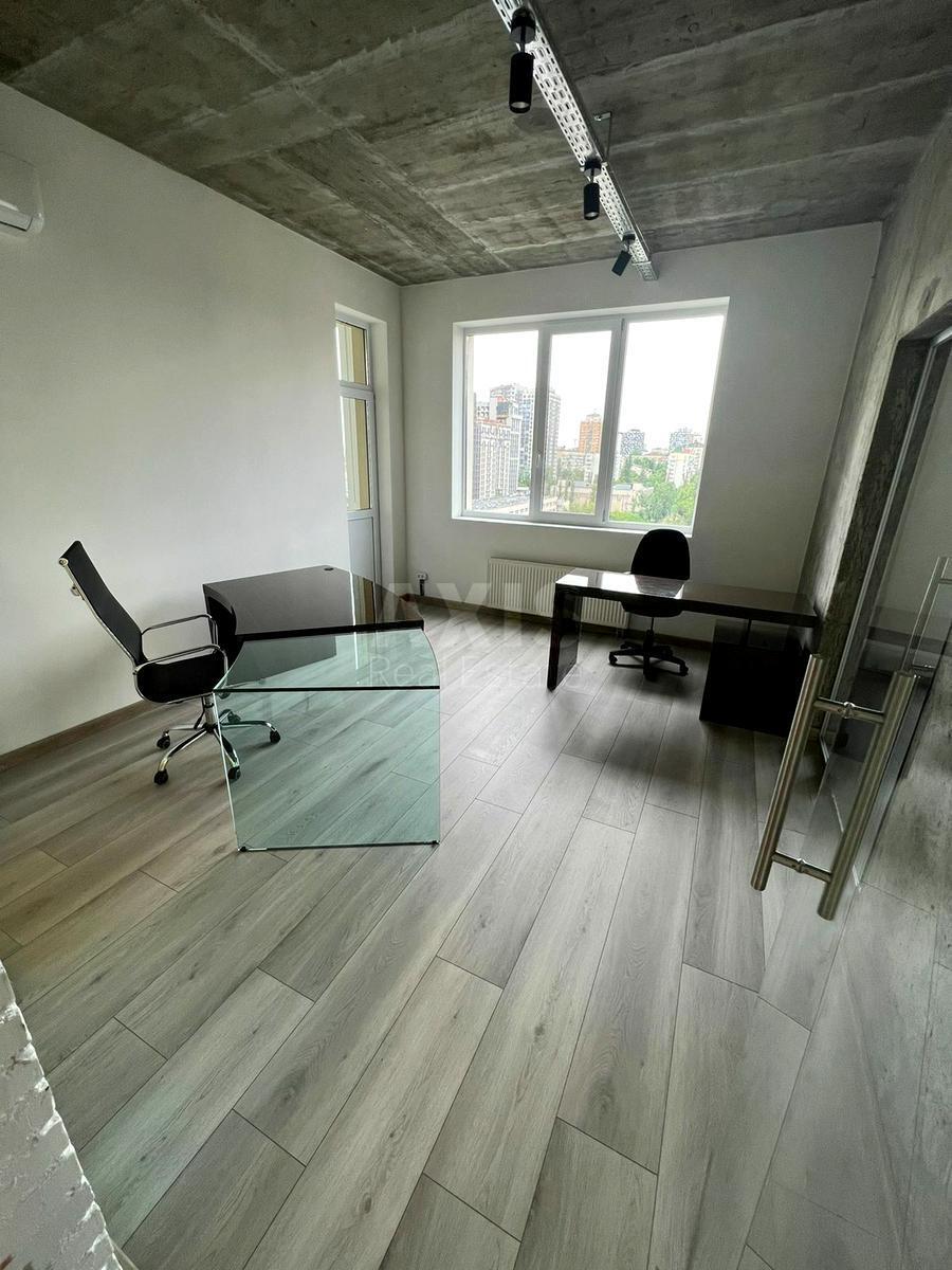 Office vul. Vasylya Tyutyunnyka 37/1, 150m2613112