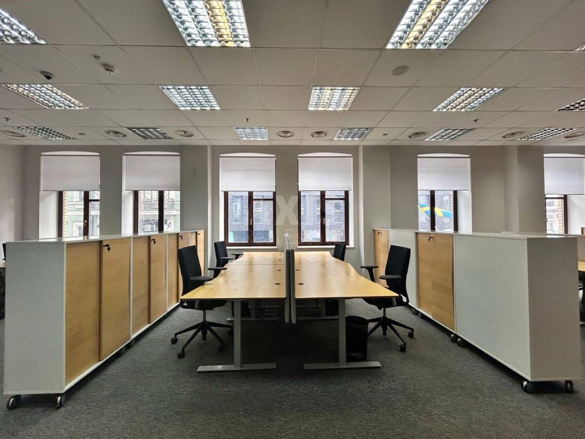 Office vul. Myhajlivs'ka 7, 465m2613781