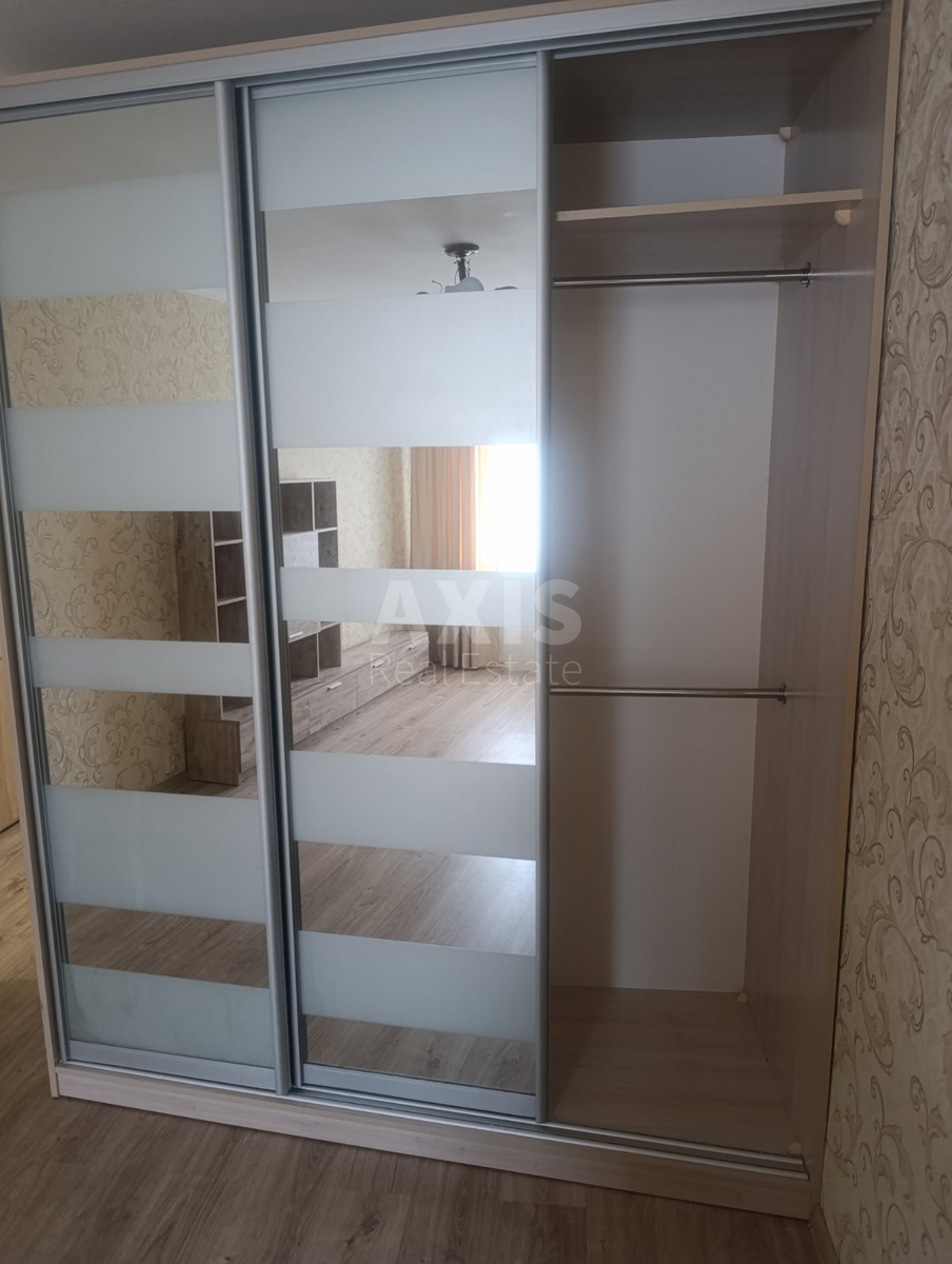 1k apartment pr-t Obolons'kyj 18Б605628