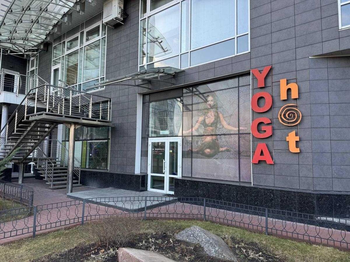 Об'єкт торгівлі вул. Оболонська набережна 1, корп. 2, 187м260762