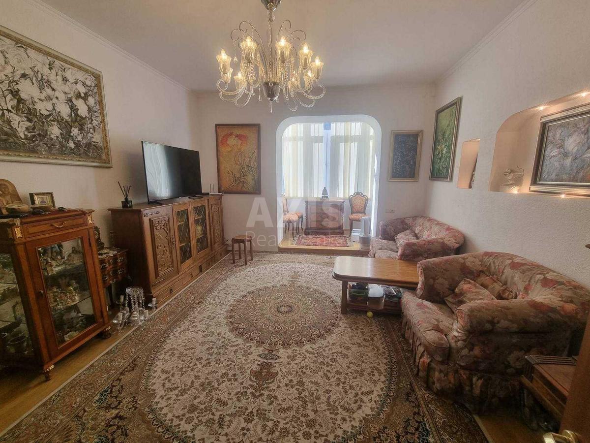 4k apartment vul. Dilova 6