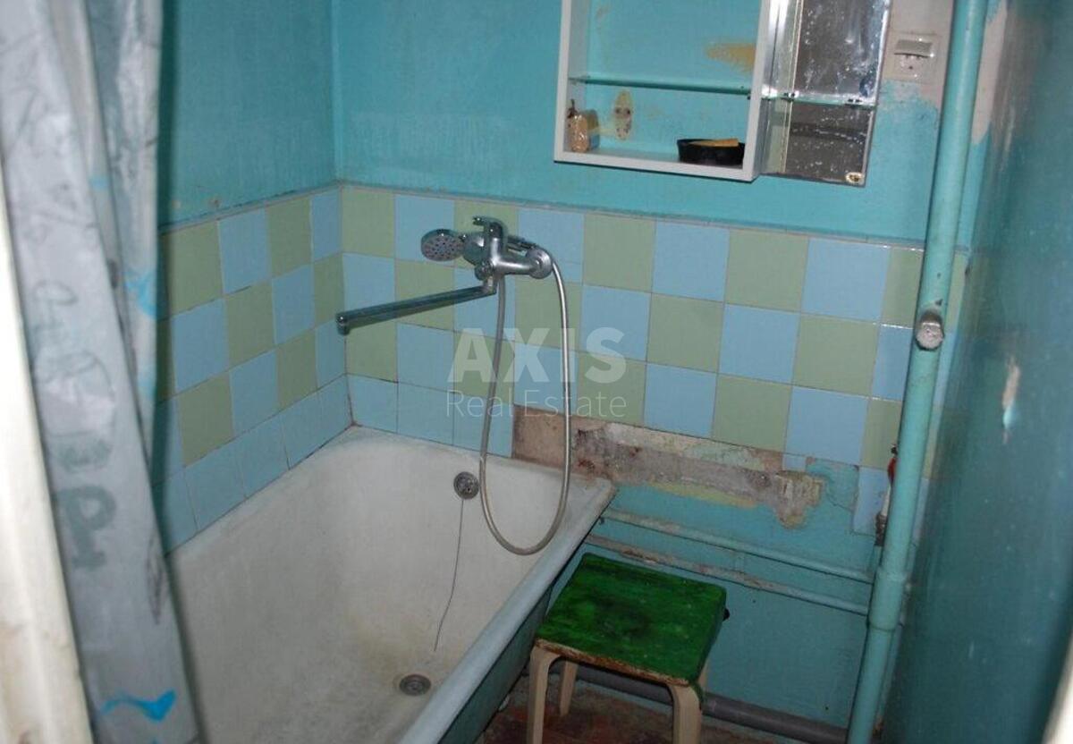 2k apartment vul. Bulahovs'kogo Akademika 367