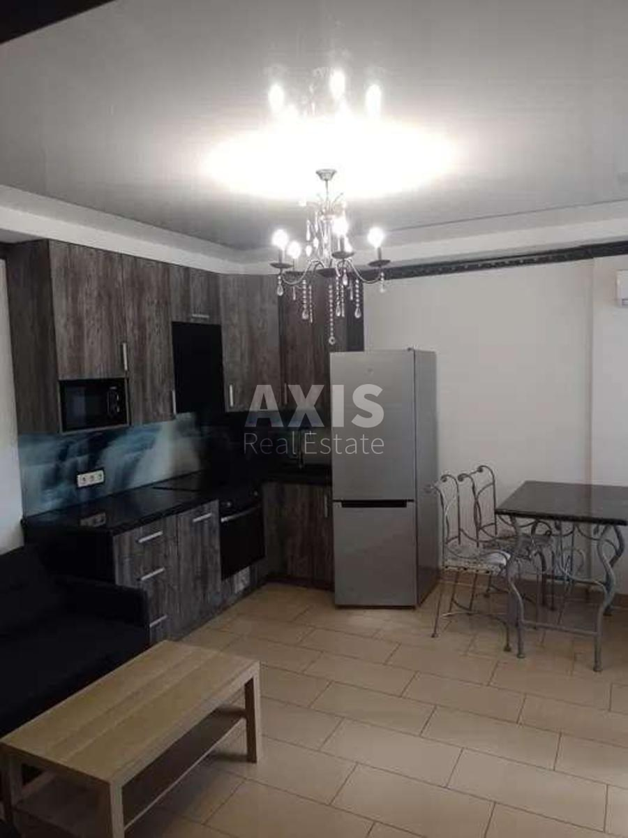 2k apartment vul. Zarichna 1