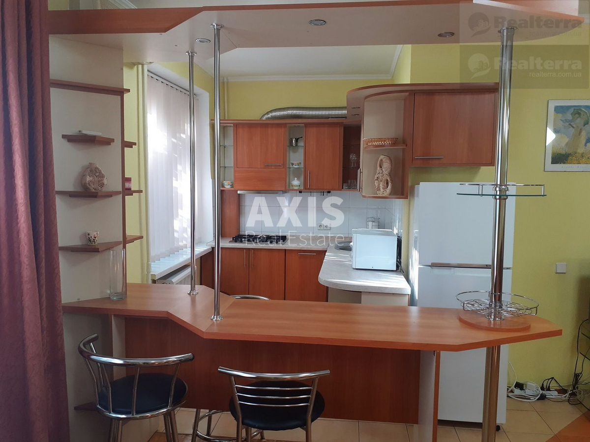 2k apartment vul. Mala Zhytomyrs'ka 103