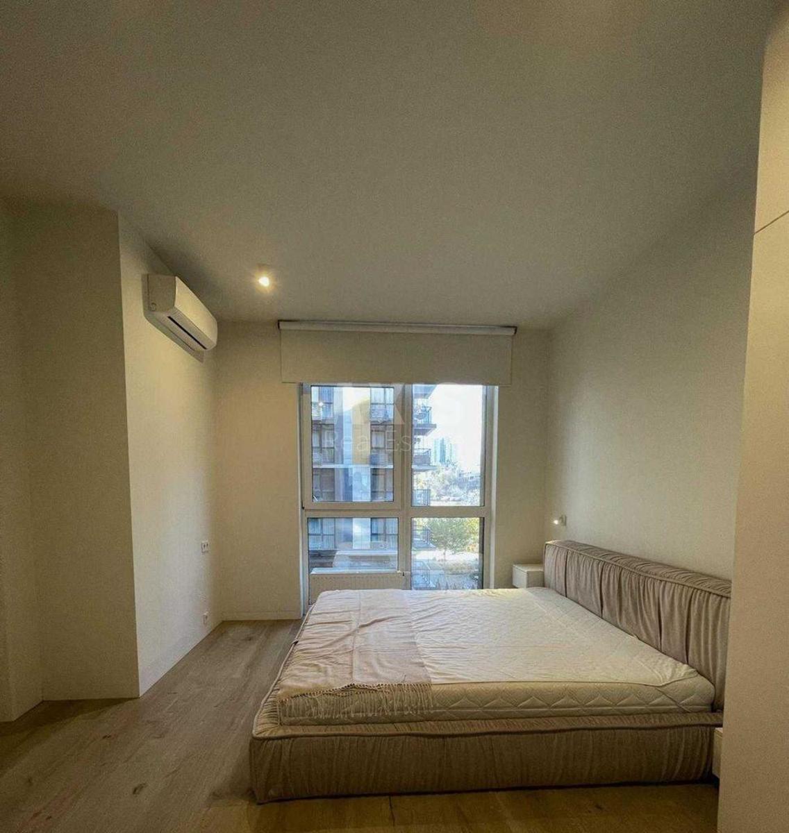 3k apartment vul. Kudri Ivana 15