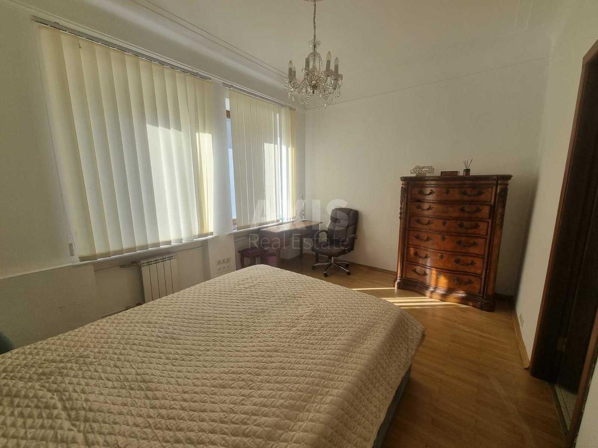 4k apartment vul. Shovkovychna 112