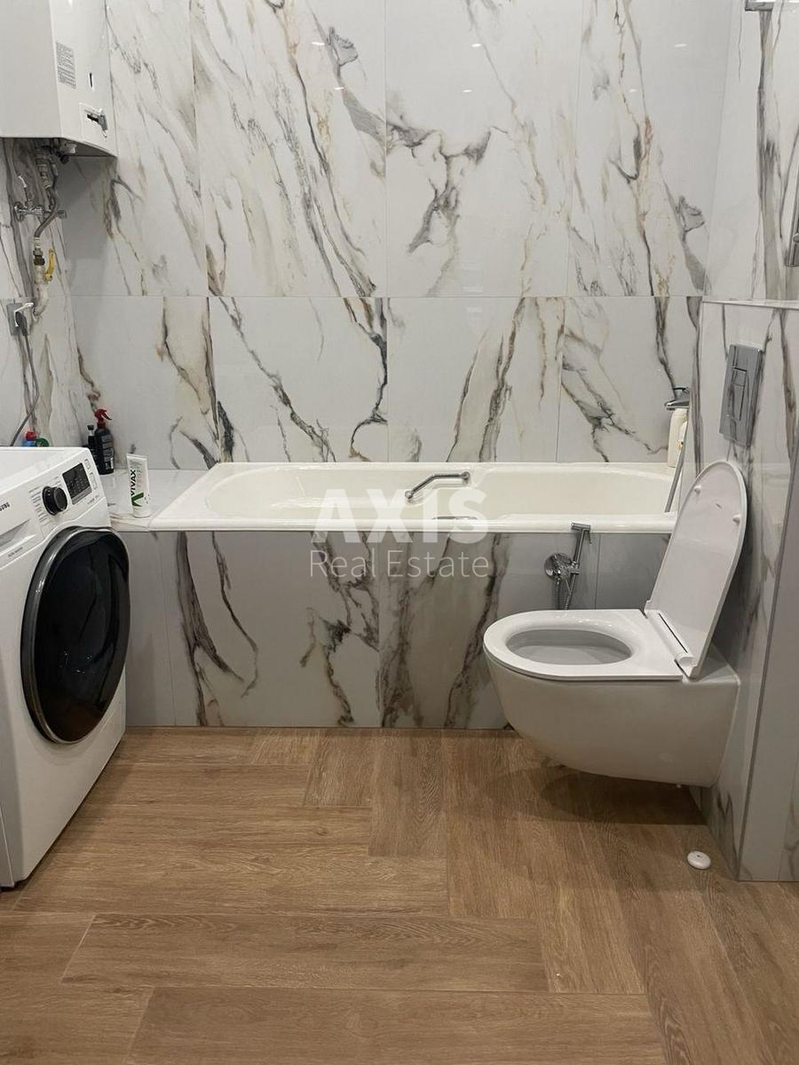 4k apartment vul. Saksagans'kogo 46442699