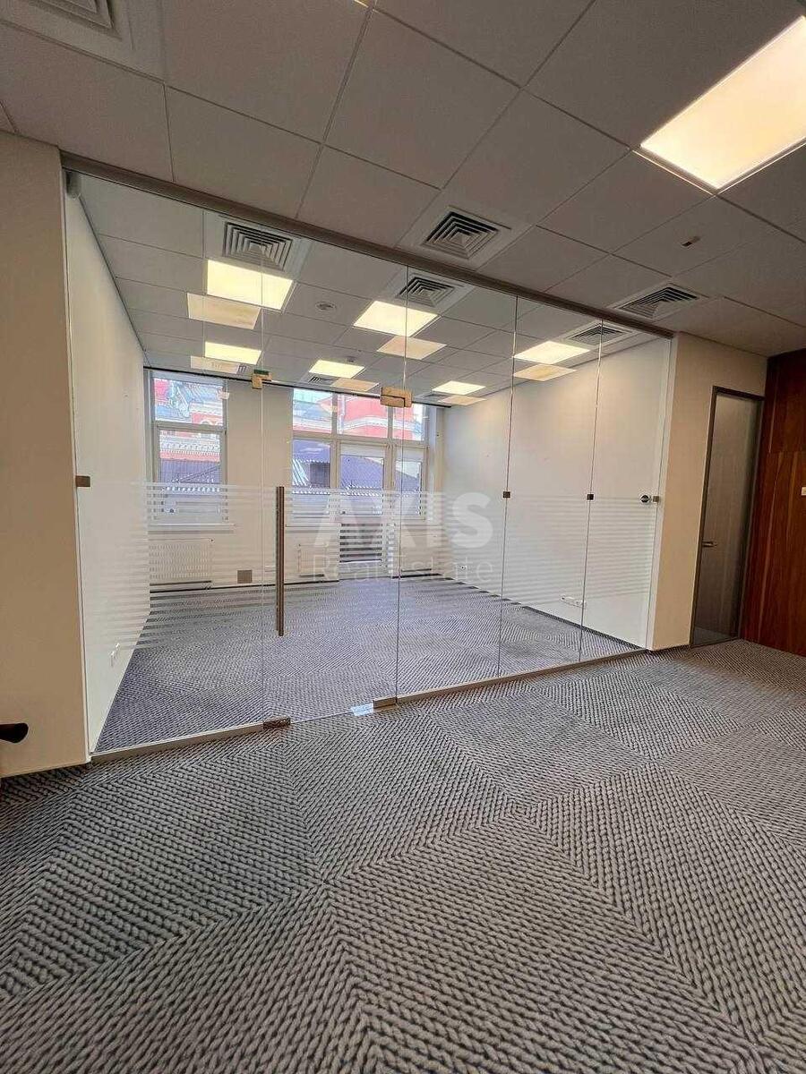 Office rajon Prorizna vul., Shevchenkivs'kyj 8, 101m2