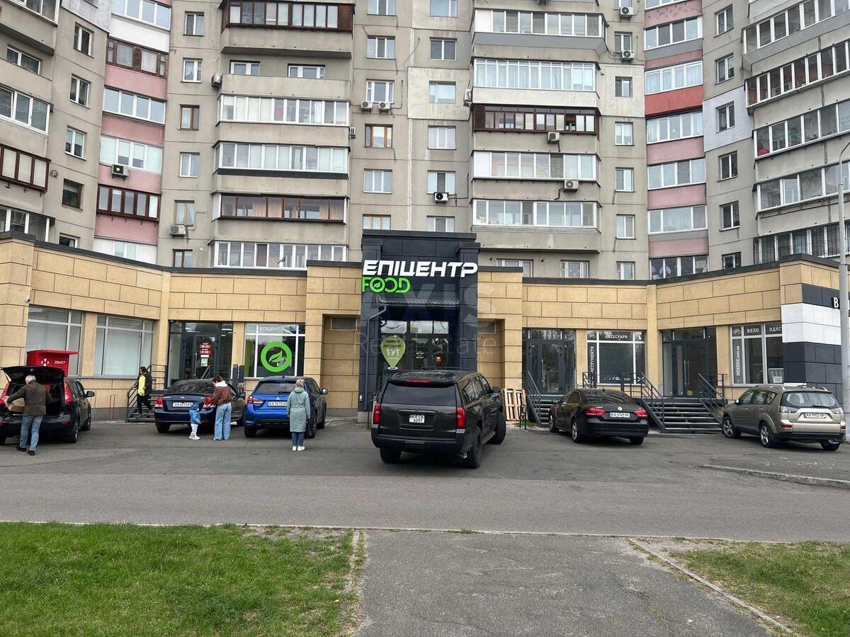Об'єкт торгівлі вул. Бальзака Оноре де 4, 335м260481