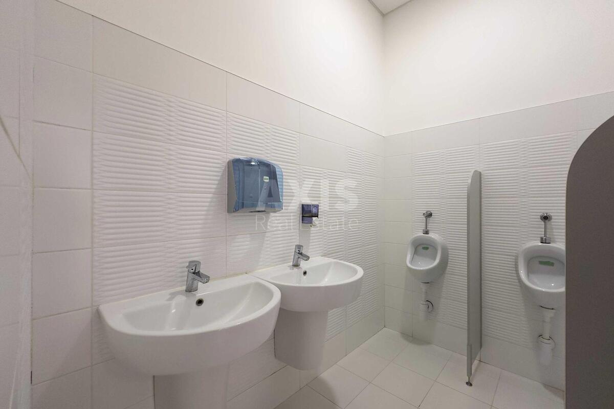Office prov. Ohots'kyj 7, 390m2560173