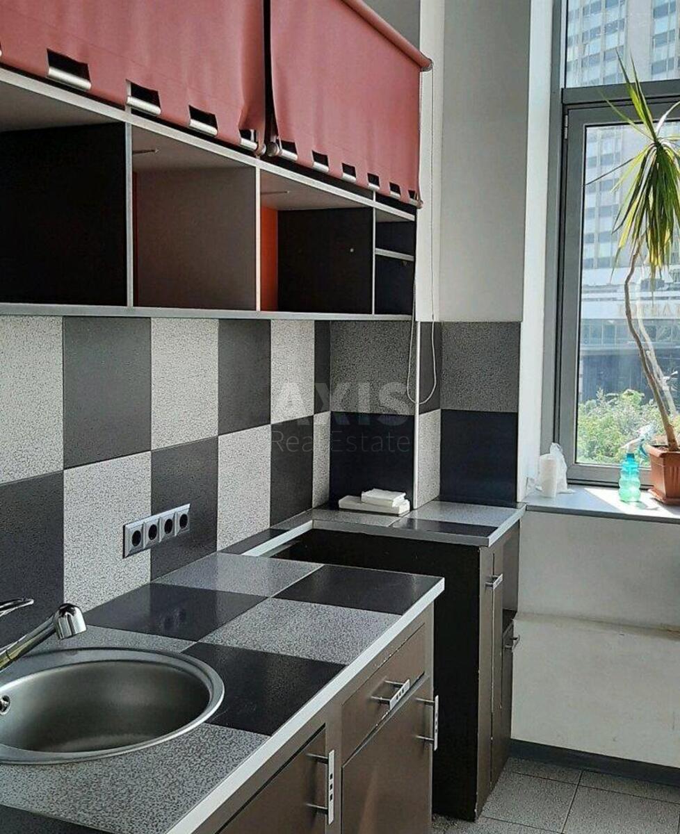 Office pl. Sportyvna 3В, 350m23