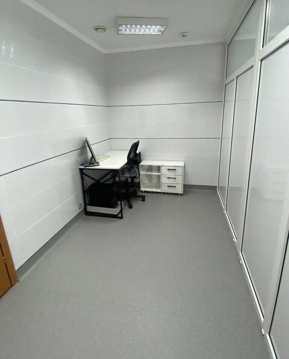 Trade object vul. Okipnoi' Rai'sy 10, 24m2555242