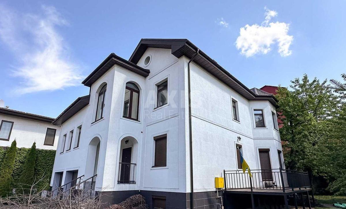 House vul. Stecenka, 383m2, Kyiv city