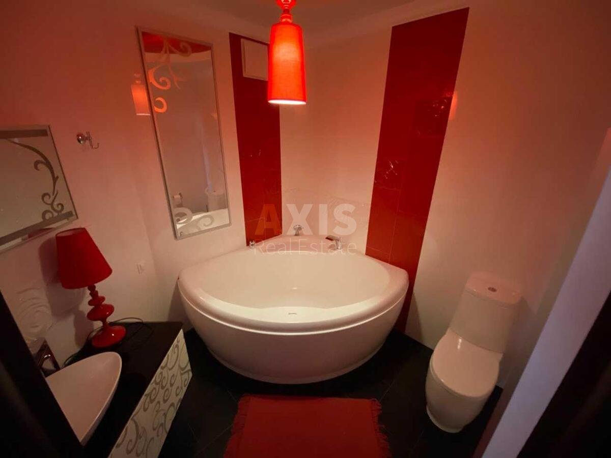 3k apartment pr-t Komarova Kosmonavta 2611