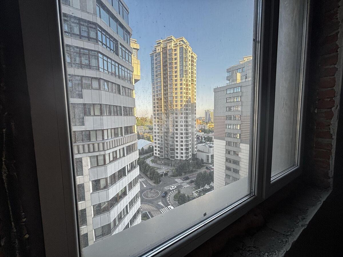 3k apartment vul. Dragomyrova Myhajla 4Б599694