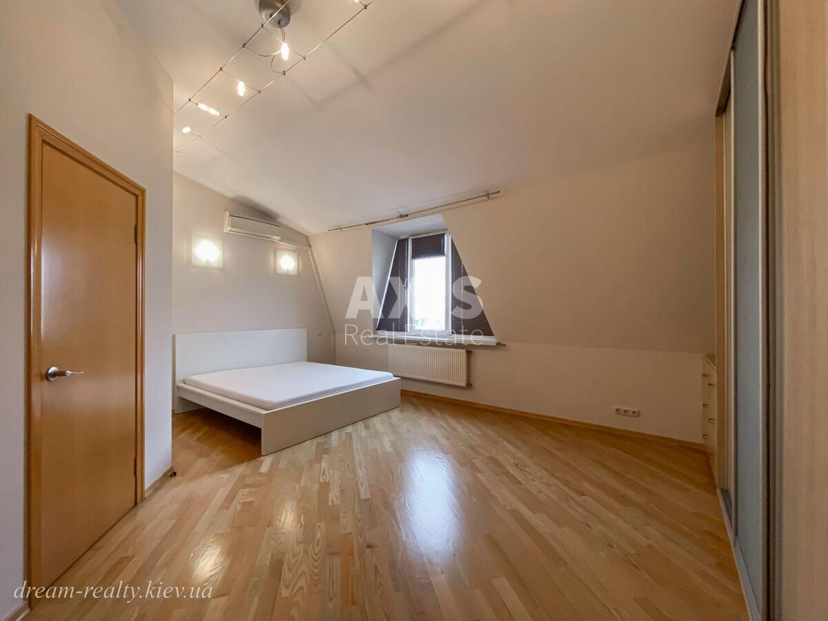 4k apartment vul. Jaroslaviv Val 19577103