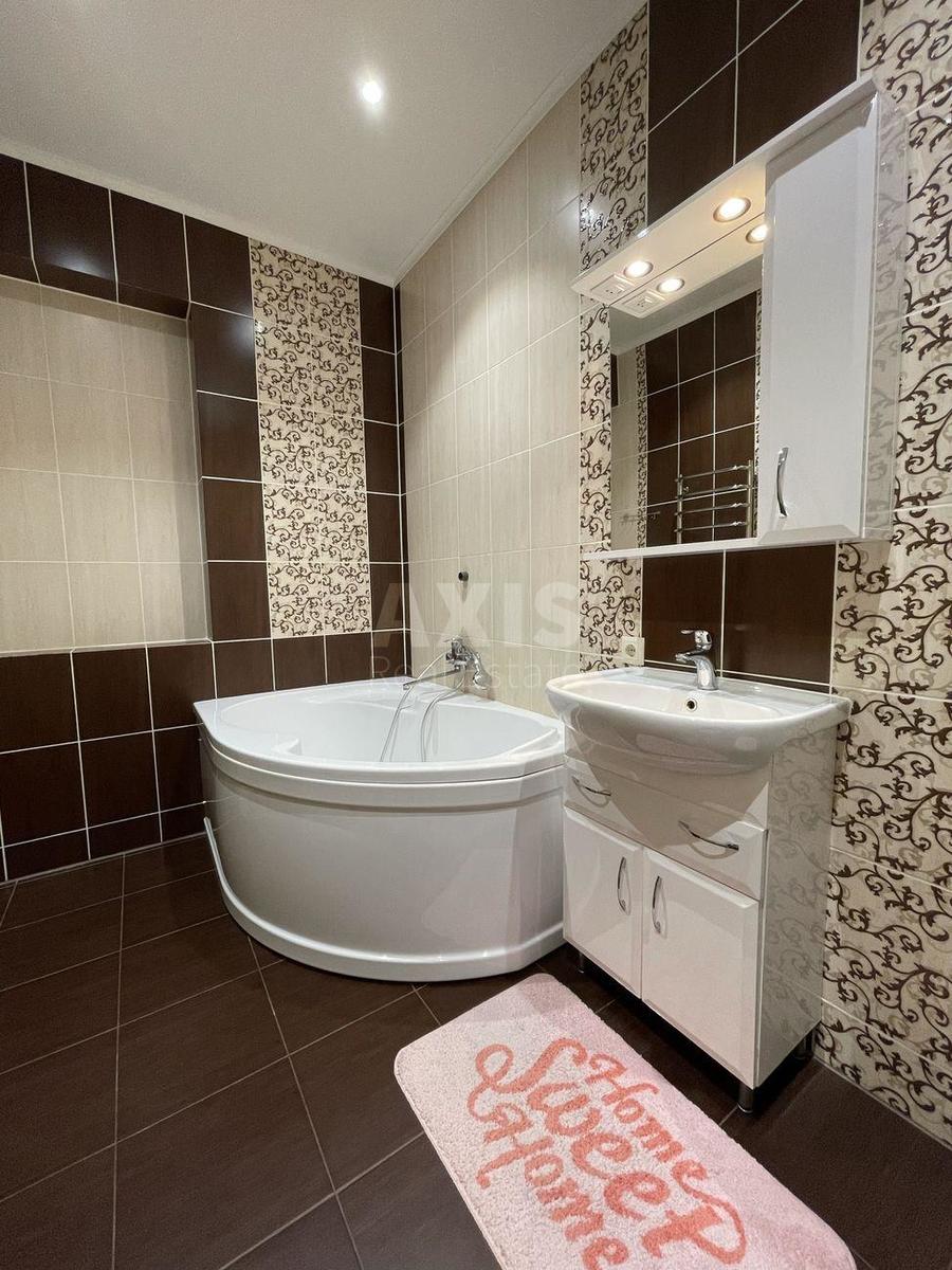 2k apartment vul. Akademika Jefremova 8А7