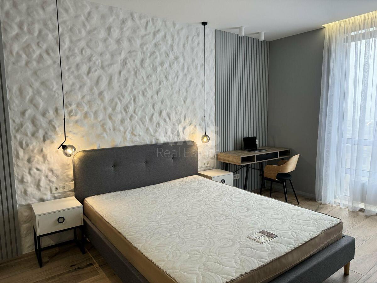 2k apartment vul. Glybochyc'ka 13580622