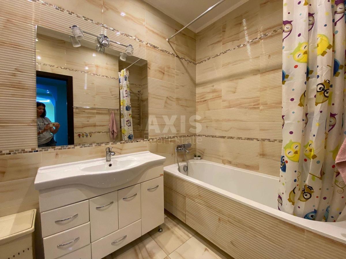 2k apartment vul. Majkops'ka 1А414637