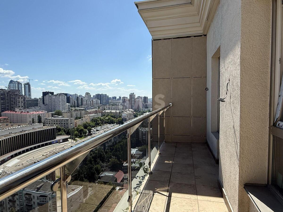 2к квартира ул. Антоновича 109573990