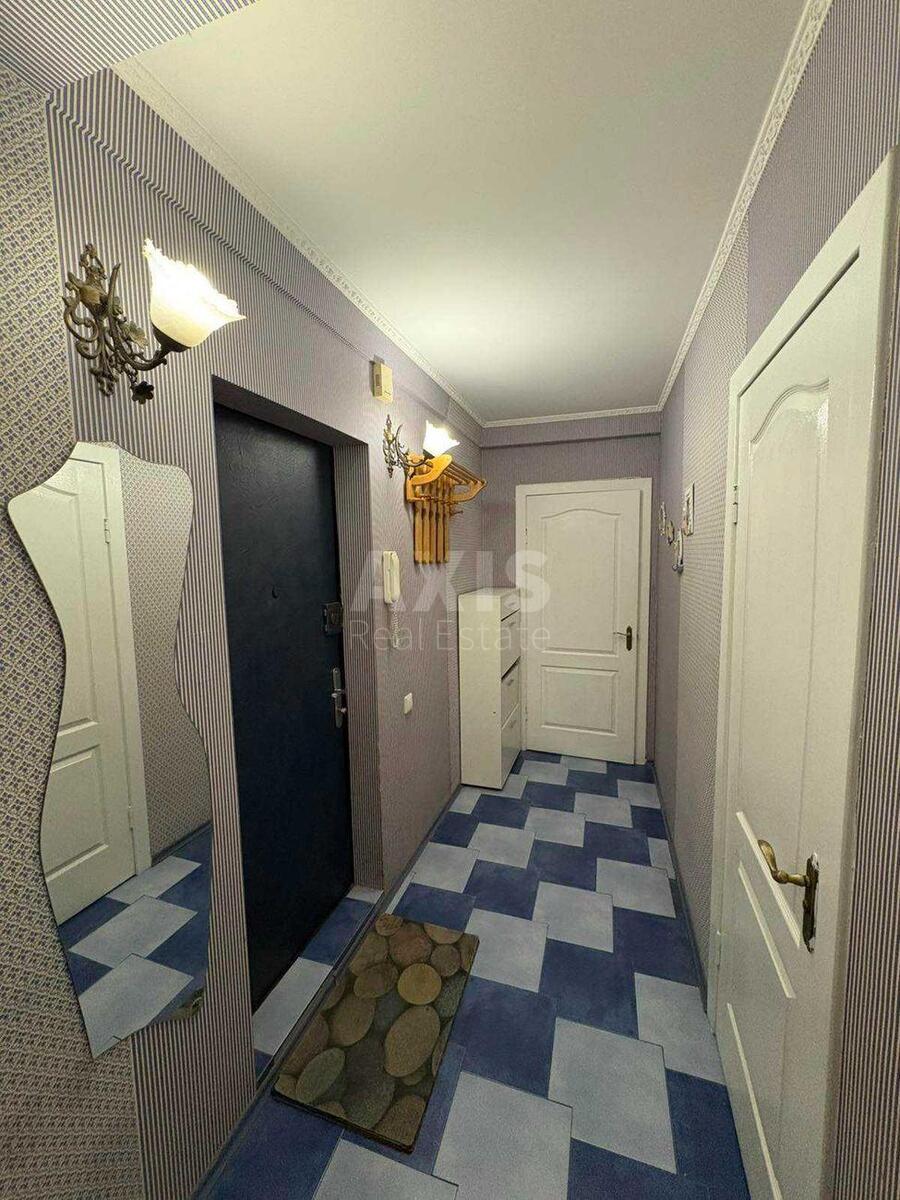 2k apartment vul. Parkovo-Syrec'ka 4А11
