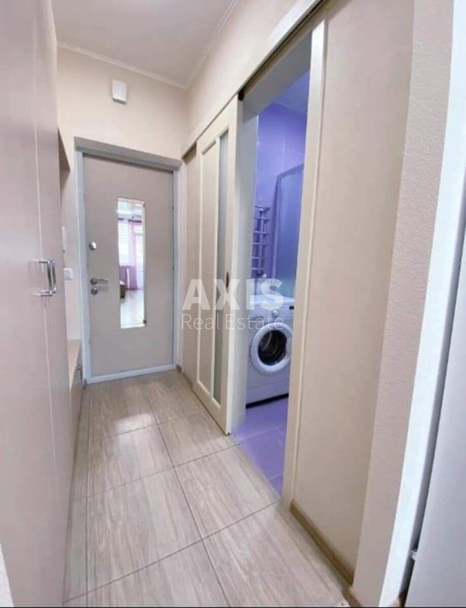 1k apartment vul. Zhabajeva Zhambyla 229
