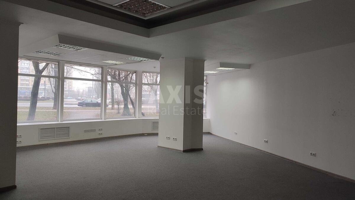 Trade object vul. Malynovs'kogo Marshala 21/23, 270m20