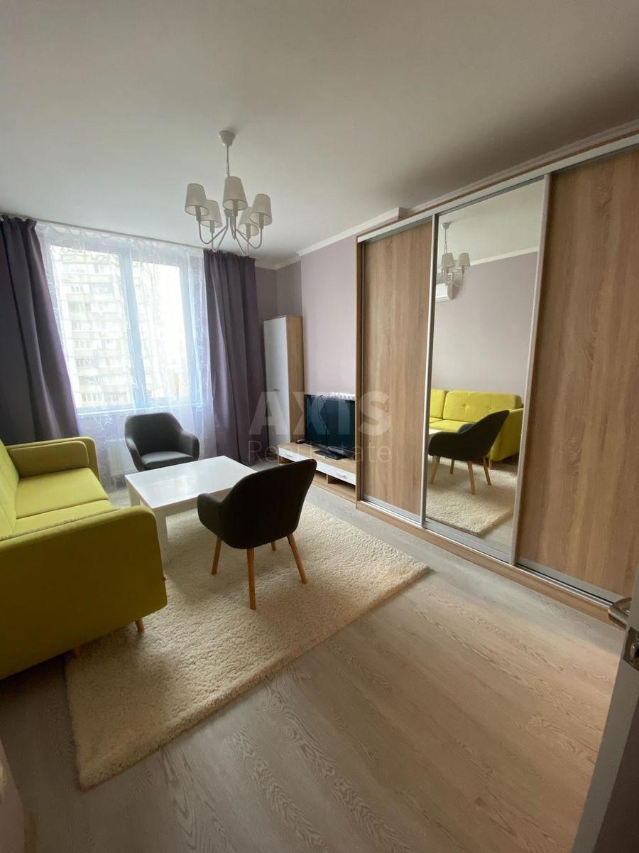 1k apartment vul. Syvas'ka 12/20