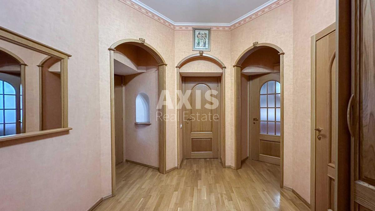 2k apartment vul. Ljuterans'ka 46