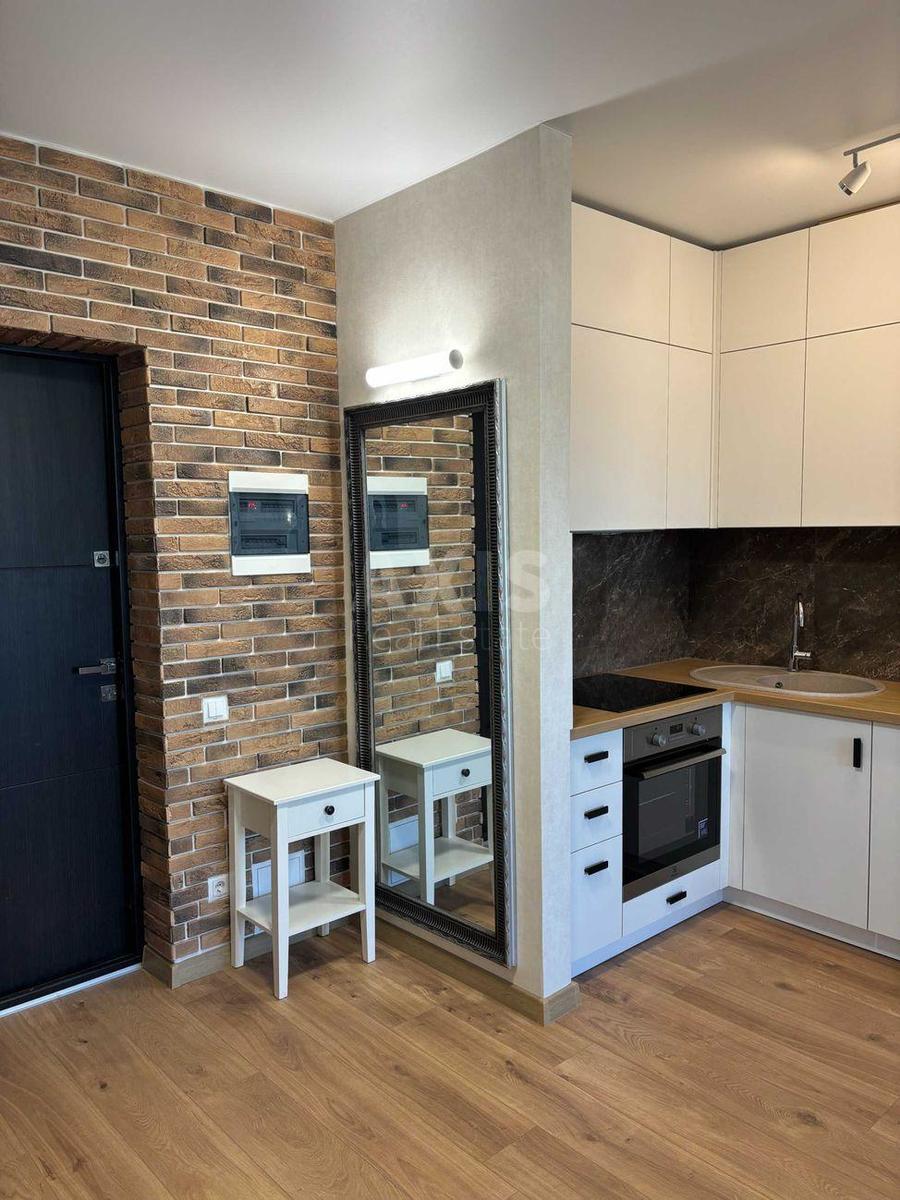 1k apartment vul. Pivnichno-Syrec'ka 13